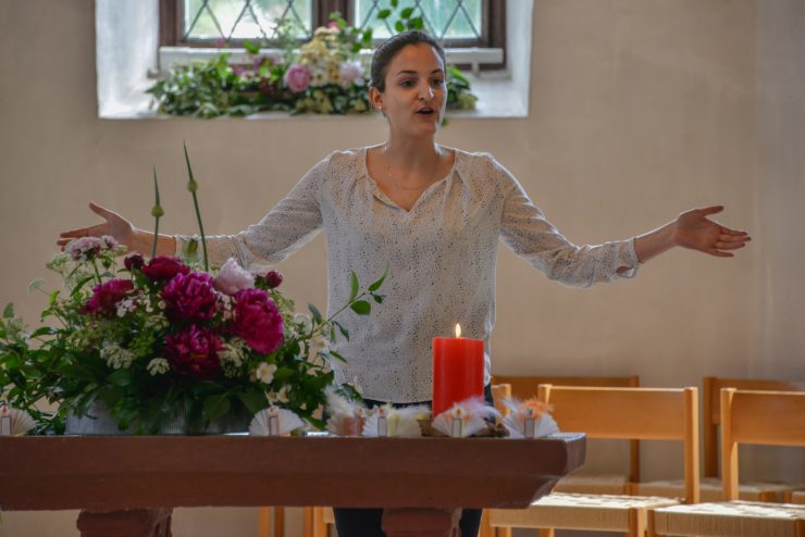 Seraina Berger spricht den Schlusssegen